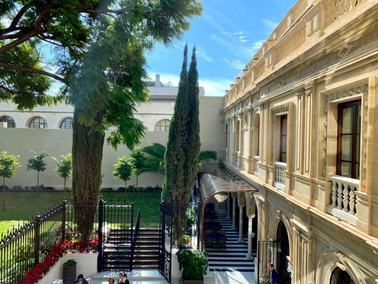 Hotel Casa Palacio Maria Luisa Jerez de la Frontera Exterior foto